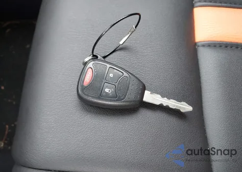 2008 Jeep Patriot Limited z USA, uszkodzony, nr VIN 1J8FT48W18D522392